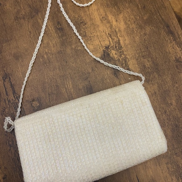 Vintage La Regale Beaded Clutch - Picture 10 of 12